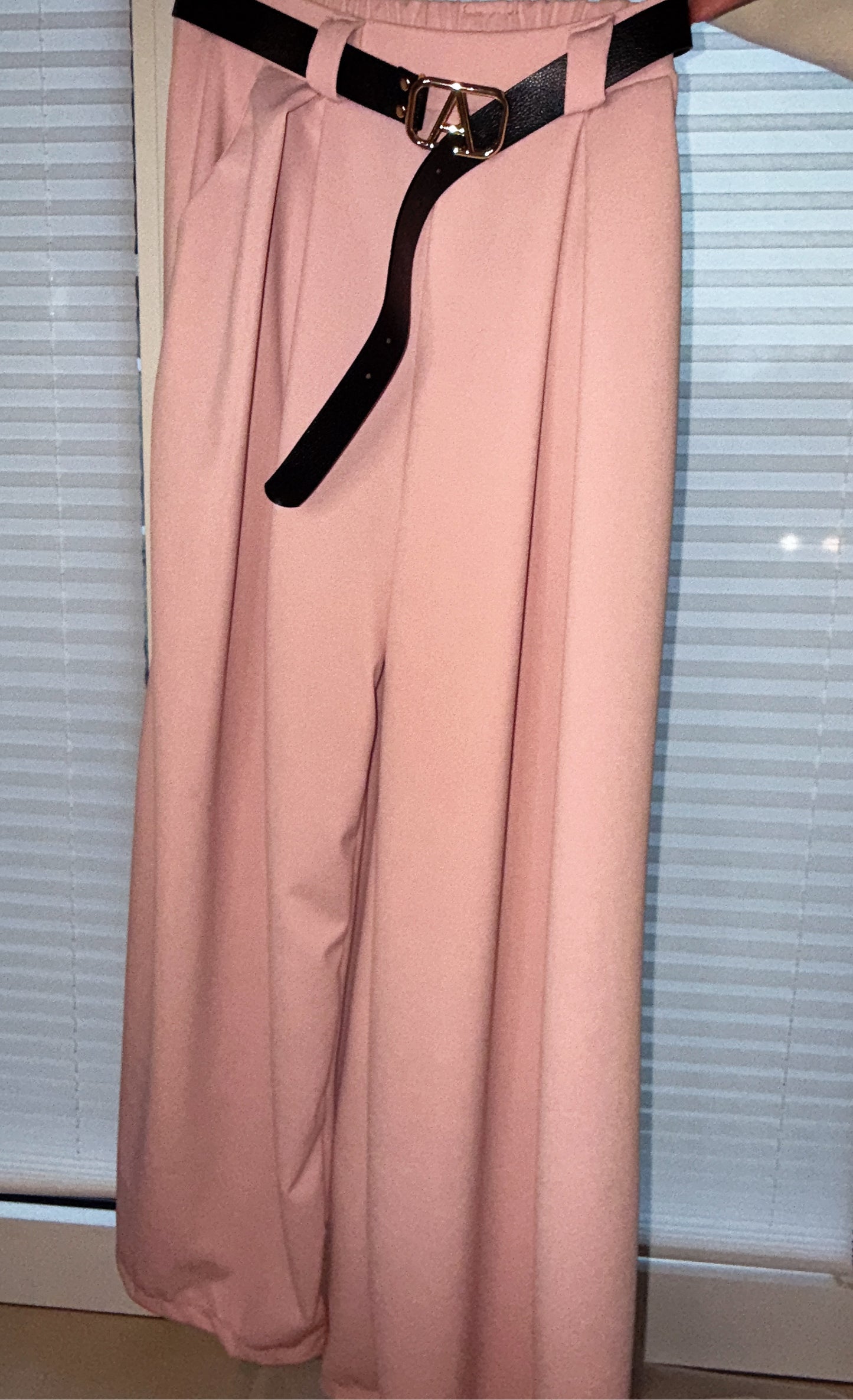 Hose mit Gürtel